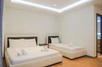 Foris Rooms - balcony