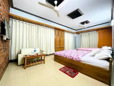 Reem Resort Hotels near Elephant Show