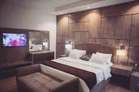 Vertus Hotel and Suites - Balkoner