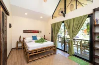 Coconut Bay Eco Resort Hotels near Srithanu Beach