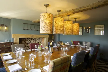 Crab & Boar Отели в г. Ньюбери