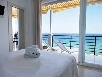 Waterfront Santa Clara Apartments Các khách sạn gần Plaza de la Nogalera