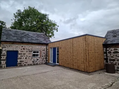 Squirrel Cottage Hotels near The Dark Hedges