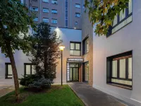 APARTAMENTOS CONGRESOパーキング無料 ログローニョのホテル
