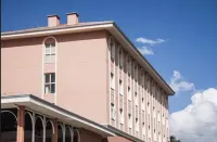 The Hill Hotéis Executive - parking