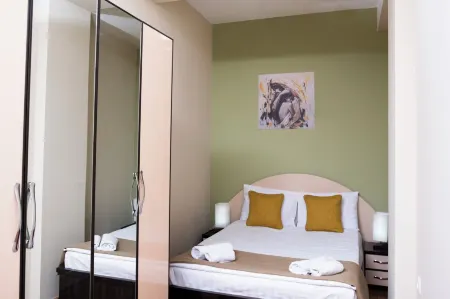 Welcome Malibu Apartment