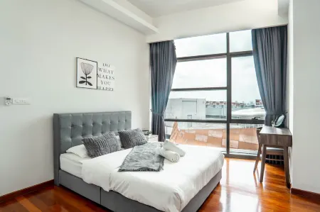 The Azure Residences Kelana Jaya by Airhost Отели в г. Петалинг-Джая