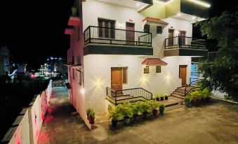 SSS Golden Resorts
