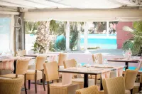 Malibu Village Hotels in Torreilles