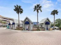 The Pool House 5 Bedroom Home by RedAwning - parking