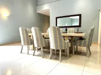 The Homestead Villa - Bed and Breakfasts