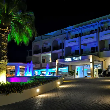 Sea Melody Beach Hotel Apartments