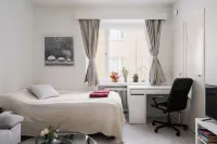 Comfy Studio in Central Helsinki, Best Location! Hotels in 