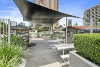 Markham Court Hotel di Broadbeach Waters