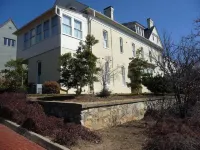 Frederick House Hotel dekat Mary Baldwin University
