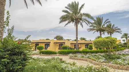 Blend Elphistone Resort Marsa Alam