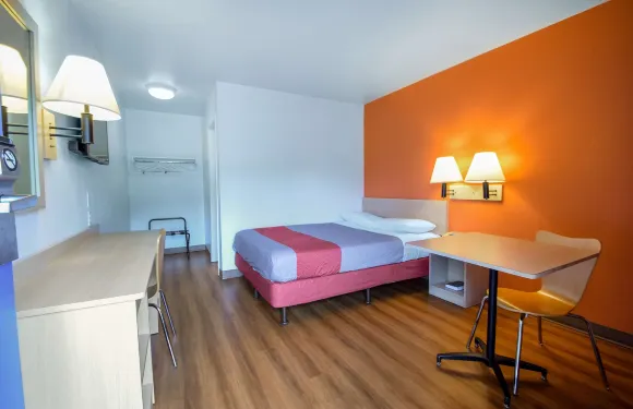 凱爾索聖海倫斯火山6號汽車旅館