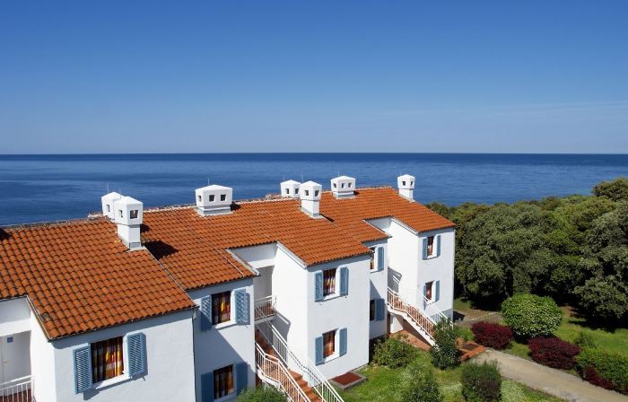 Lanterna Resort