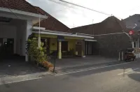 Prayogo Lama GH Hotel a Brontokusuman