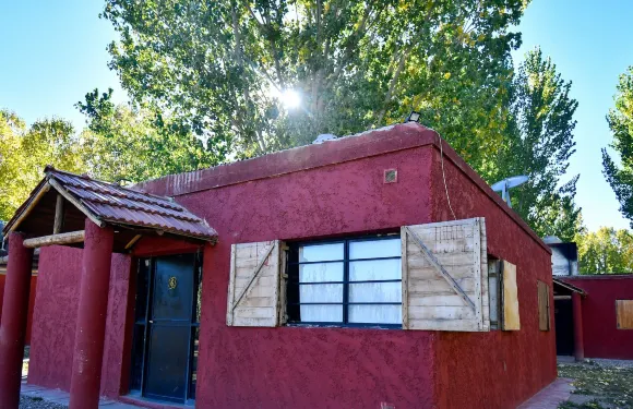 卡瓦尼亞斯烏斯帕亞塔山林小屋