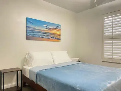 POOL House+Garage. Bring your Bikes! + 3Bed/2Bath