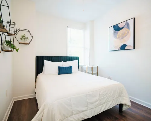 2BR Chic Duplex - Firepit - Perfect for Travel Hotels in Thunderbolt