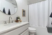 Clean and Modern 2-bedroom Apartment in beautiful Mountain Green Các khách sạn ở Morgan County