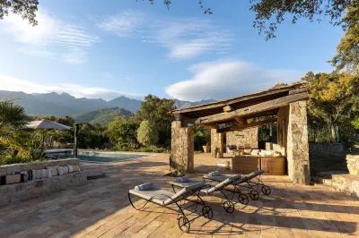 Domaine du Reginu Hotels in Algajola