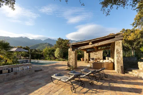 Domaine du Reginu Hotels in Occhiatana