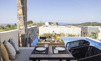 Kaktus Suites Private Pool