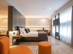 Hotel Elisa Tirana, Affiliated by Meliá