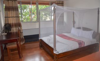 Entebbe Flight Motel
