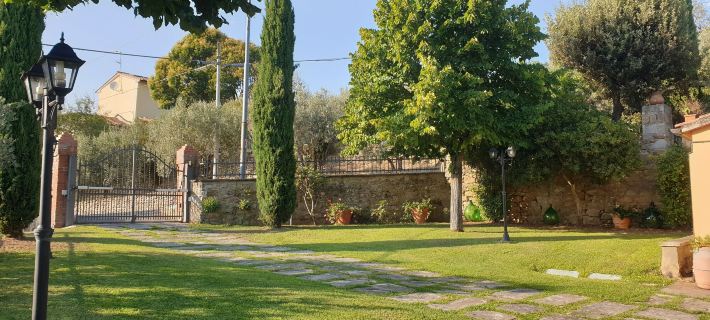 B&B Il Mandorlo Ξενοδοχεία στην πόλη Cortona