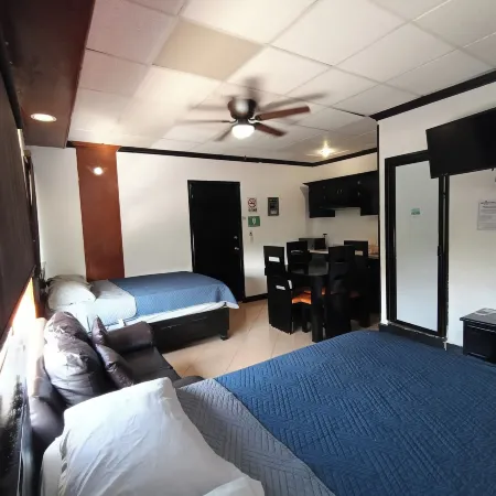 Hotel Garcias Suites