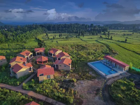 Aranyak Resort Kanha Отели в г. Мандла