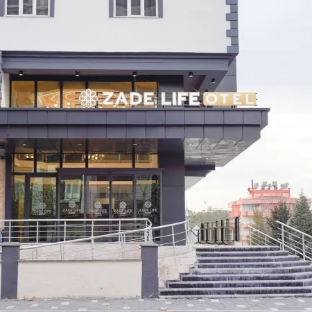 Zade Life OTEL