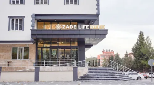 Zade Life OTEL - Bintang 2