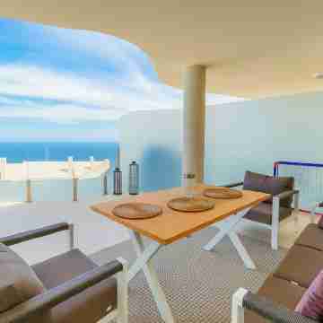 Apartment Sleeps 4 with Gym & Spa Others