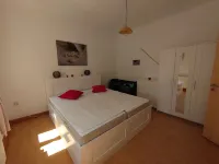 On the edge of the historic old town, vacation apartment right in the center - 01 Family