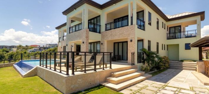 Ocean s Edge Fully Staffed Luxury Villa Hotels in Tower Isle