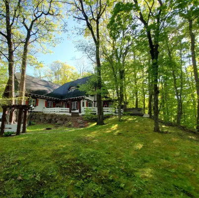 Le Manoir aux Secrets Hotels in Rawdon