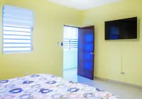 Casa Venus #3 - Charming apt w/king bed, patio - steps to Isla Verde beach