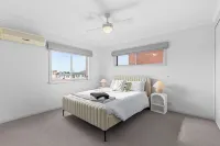 Hidden Heart Of Geelong | Spacious CBD Townhouse