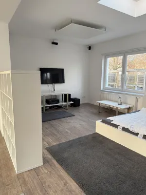 Modern guest house 70 m² to the S-Bahn 3 min