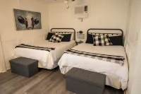 Farmhouse bed and bath with pool and hot tub