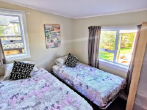 Olive Tree Cottage, Martinborough Hotels in Martinborough
