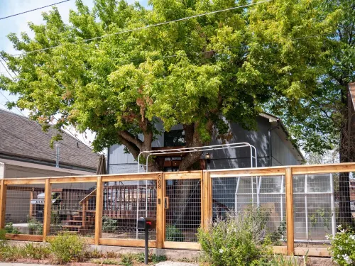 Mountain Jungalow on Main Street, 3 min walk to Royal Gorge Train