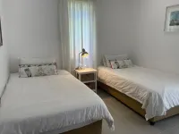 Lovely Lodge in quiete location - Somerset WestUp to 8 persons