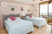 Ocean Front Villa, Hot Tub, Heated Pool, Chef, Beach, Multiple Terraces, 10 beds