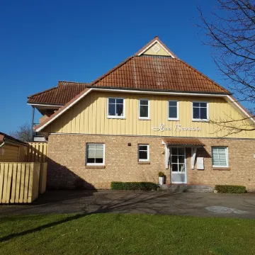Comfortable apartment for four people. Smart TV and WLAN included.